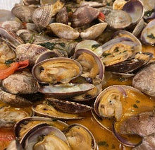 Load image into Gallery viewer, LIVE MANILA CLAMS 5 LB BAG
